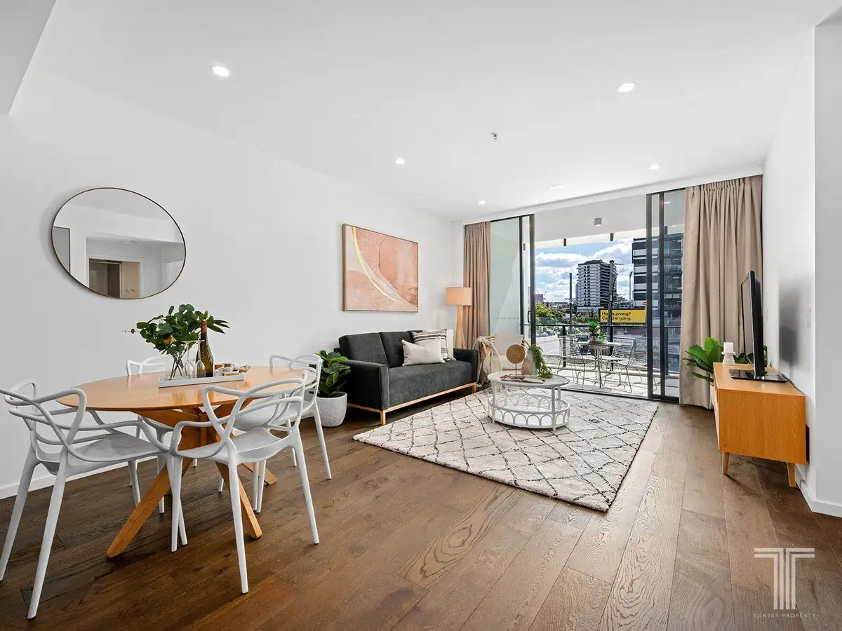 Main view of Homely unit listing, 203/148 Logan Road, Woolloongabba QLD 4102