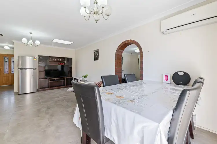 Sixth view of Homely unit listing, 6/140 Cammillo Road, Camillo WA 6111