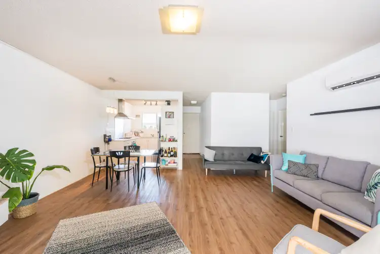 Third view of Homely unit listing, 2/230 Riding Road, Balmoral QLD 4171