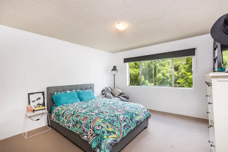 Fifth view of Homely unit listing, 2/230 Riding Road, Balmoral QLD 4171