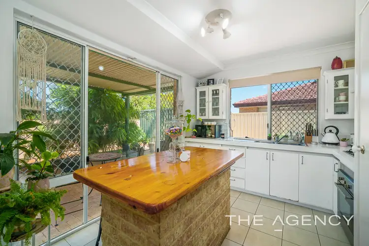 8 Yeates Lane, Stratton WA 6056