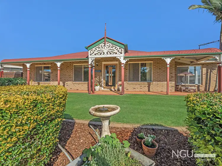 19 Magnolia Place, Flinders View QLD 4305