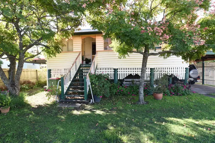 33 Hickey Street, Gatton QLD 4343