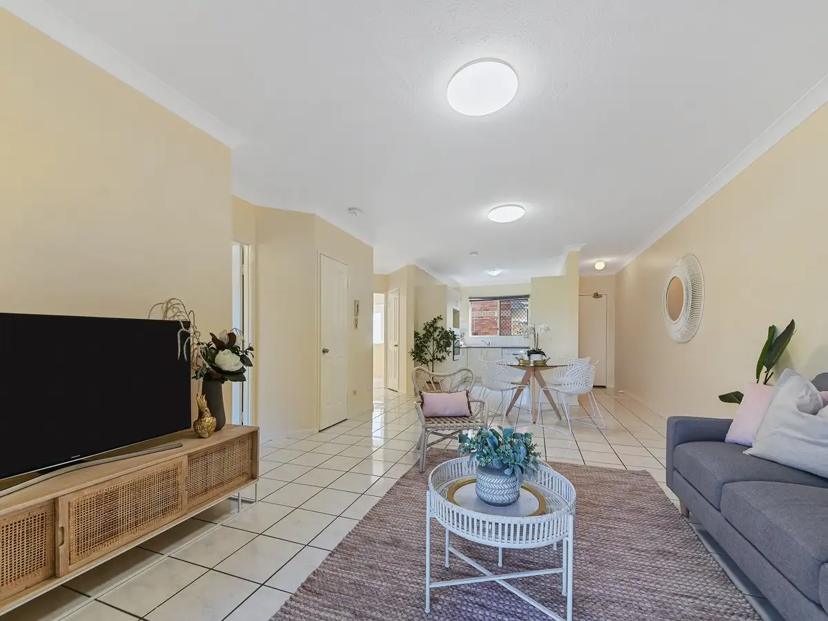 Main view of Homely unit listing, 2/12 Wallace Street, Chermside QLD 4032