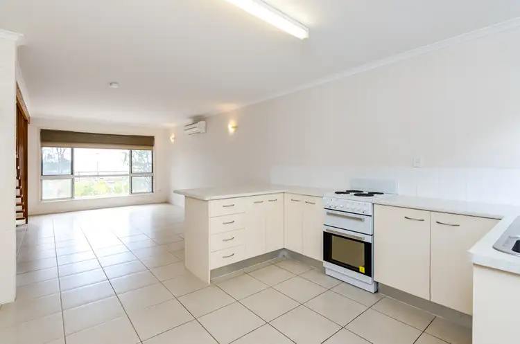 Fifth view of Homely unit listing, 1/43 Harbour Terrace, Gladstone Central QLD 4680