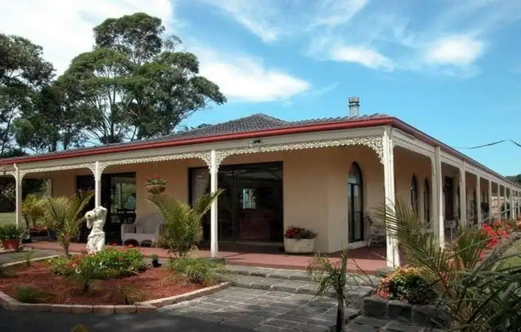 10 Windella Grove, Skye VIC 3977