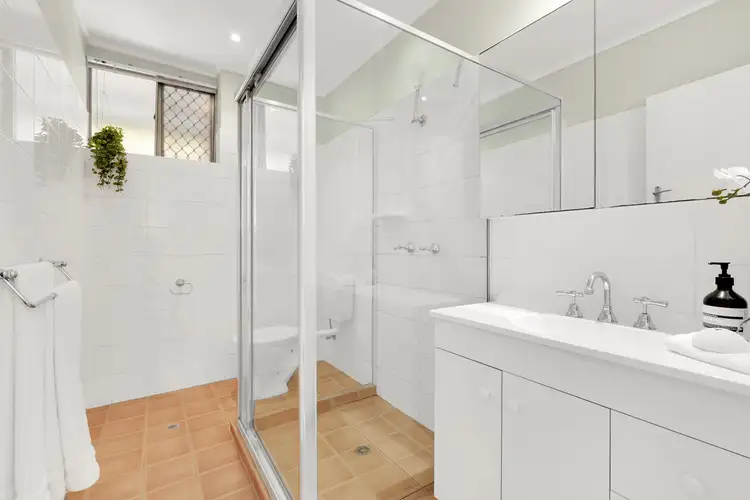 Sixth view of Homely apartment listing, 8/33 Queens Road, Clayfield QLD 4011