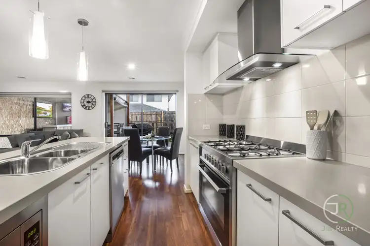 47 Goodenia Loop, Cranbourne West VIC 3977