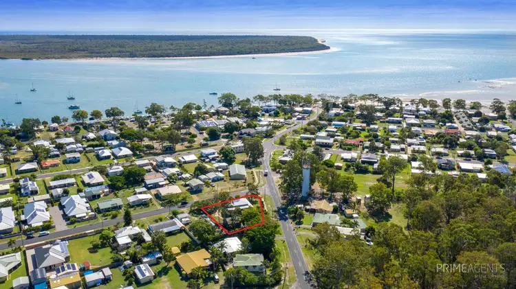 1 Hoffman Street, Burrum Heads QLD 4659