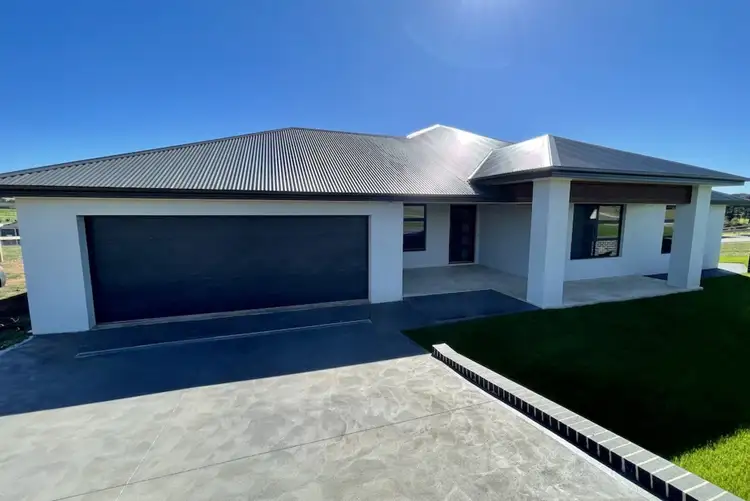 8 Waterlily Fairway, Goulburn NSW 2580