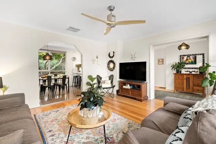 17 Lipton Drive, Frankston VIC 3199