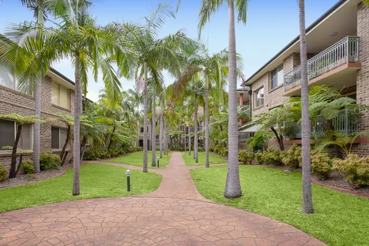 25/2A Tangarra Street East, Croydon Park NSW 2133