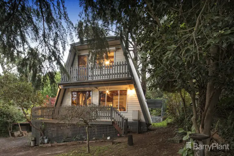 3 Maurice Street, Cockatoo VIC 3781
