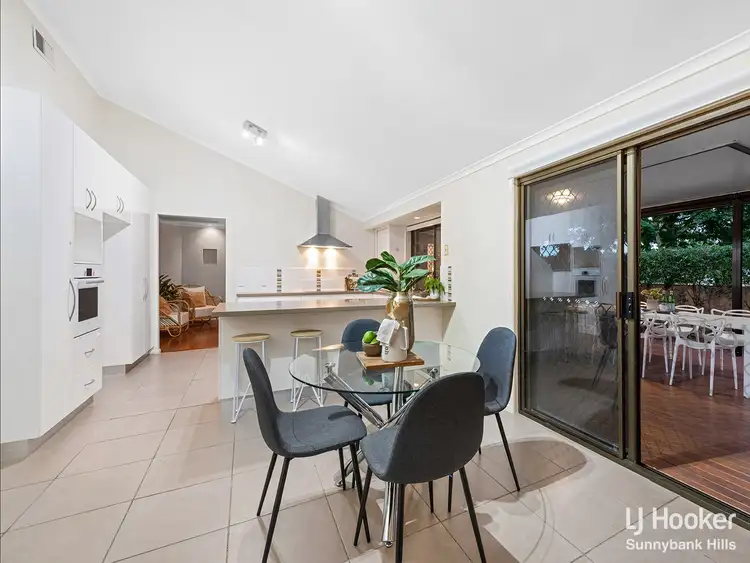 Sixth view of Homely house listing, 2 Harvey Place, Wishart QLD 4122