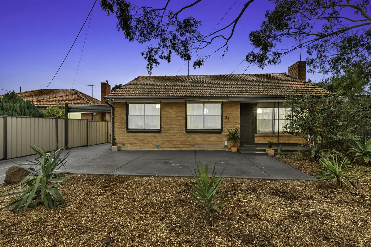 Main view of Homely house listing, 39 Emu Parade, Jacana VIC 3047
