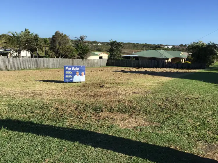 79 Barolin Esplanade, Coral Cove QLD 4670