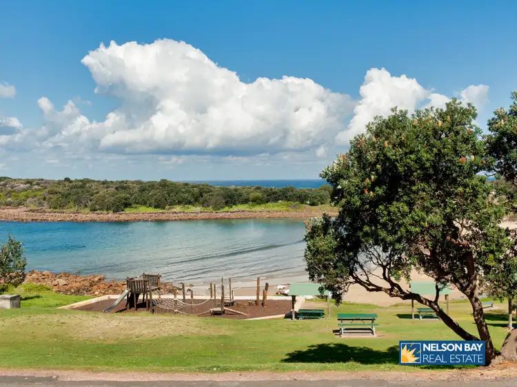 3/4 Ocean Parade, Boat Harbour NSW 2316