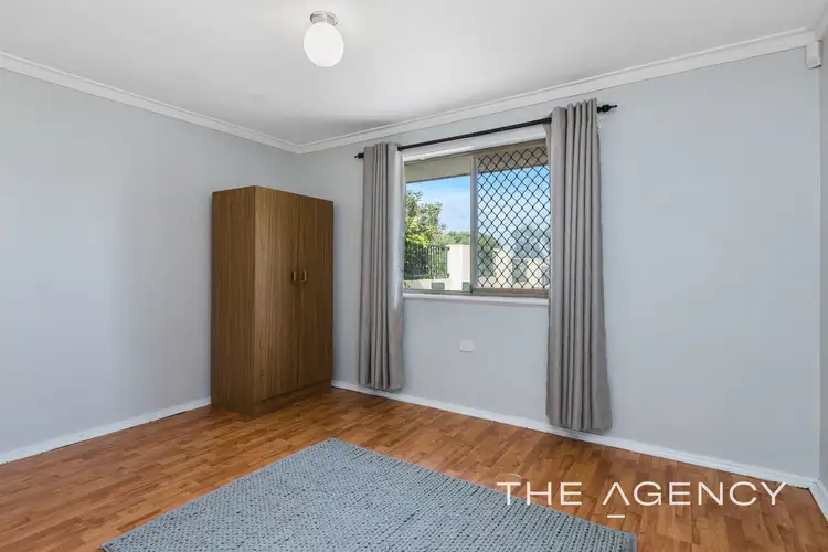 Seventh view of Homely house listing, 25 Honeysett Court, Hamilton Hill WA 6163