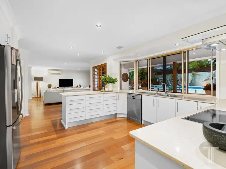 Fifth view of Homely house listing, 9 Troon Place, Carindale QLD 4152