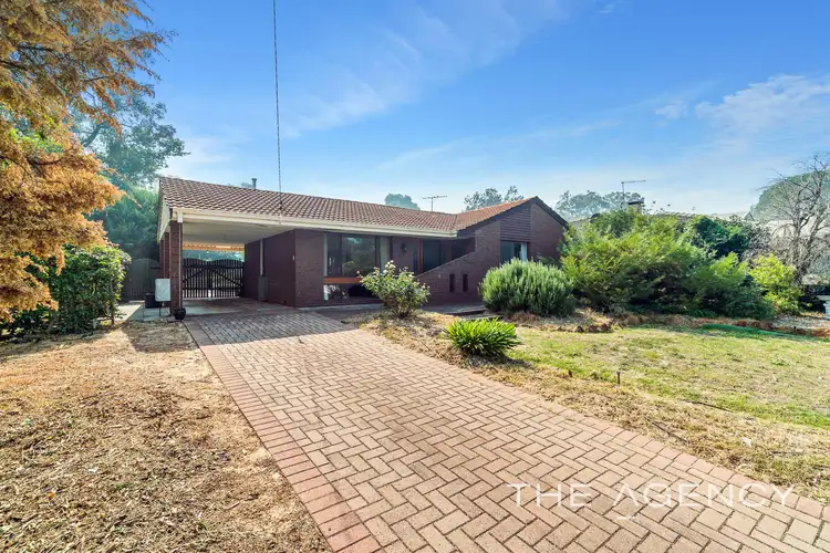 18 Traylen Road, Kalamunda WA 6076