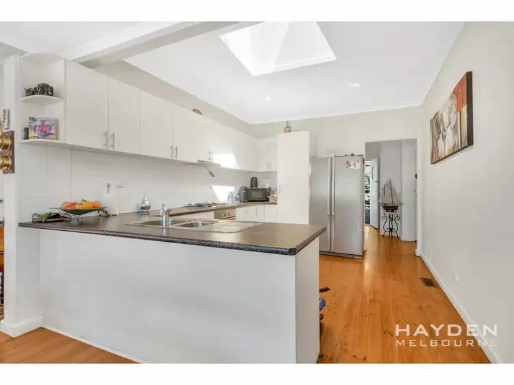 Fifth view of Homely house listing, 2 Hopetoun Crescent, Coburg North VIC 3058
