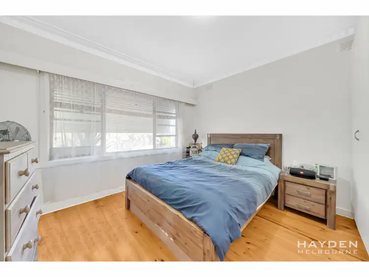 Sixth view of Homely house listing, 2 Hopetoun Crescent, Coburg North VIC 3058