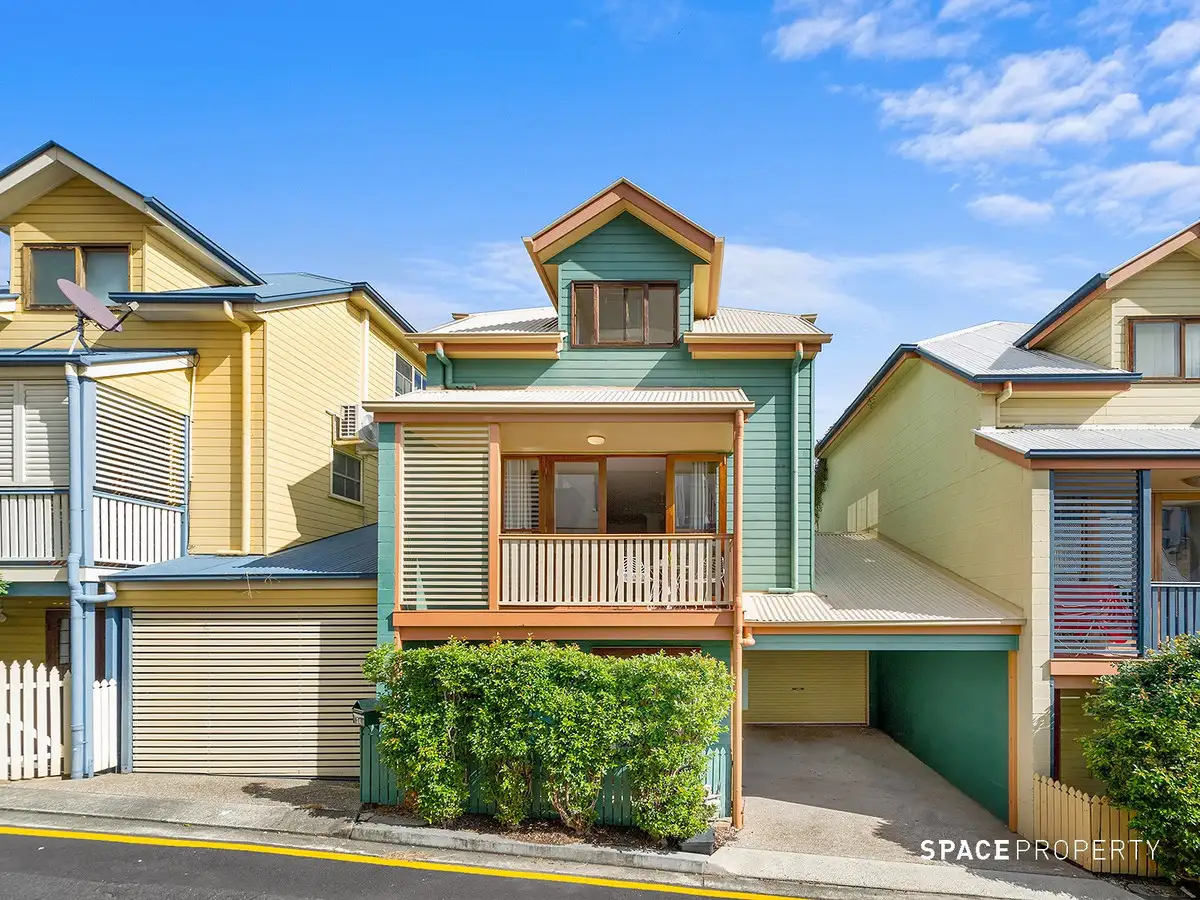 Main view of Homely house listing, 24 Robert Street, Spring Hill QLD 4000