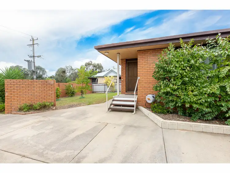 Second view of Homely unit listing, 1/957 Padman Drive, West Albury NSW 2640