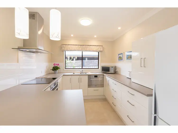 Fifth view of Homely unit listing, 1/957 Padman Drive, West Albury NSW 2640