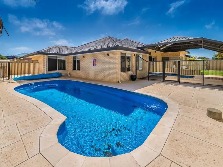 1 Venice Entrance, Iluka WA 6028