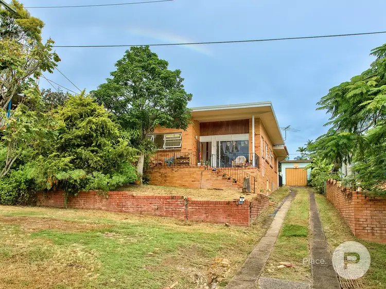15 Megalong Street, Holland Park West QLD 4121