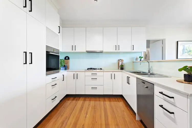 Fourth view of Homely townhouse listing, 2/9 Citron Avenue, Balwyn North VIC 3104
