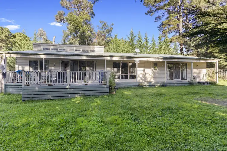 291 Warburton Highway, Wandin North VIC 3139