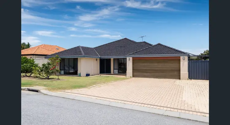 24 Kensington Way, Pearsall WA 6065