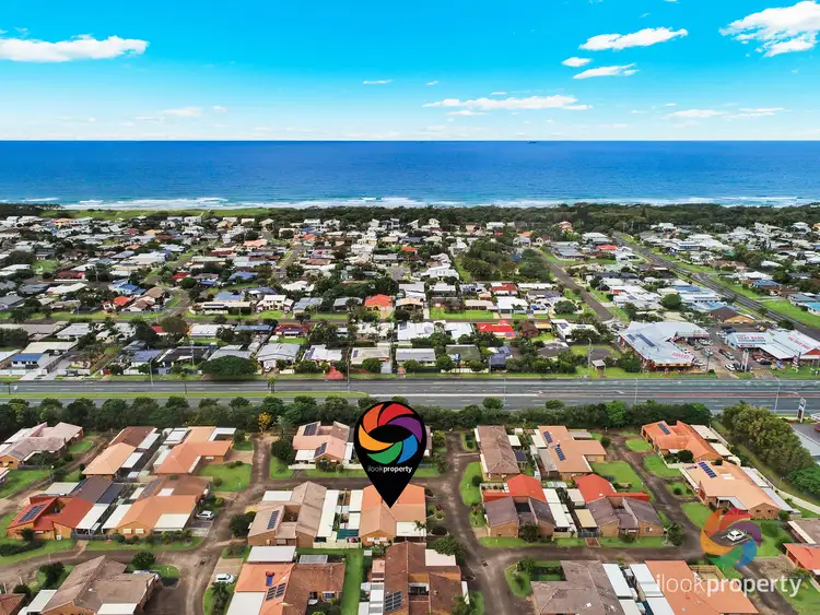 32/10 Melody Court, Warana QLD 4575