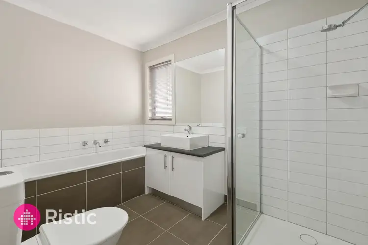 Sixth view of Homely house listing, 2 Zoe Drive, Wollert VIC 3750