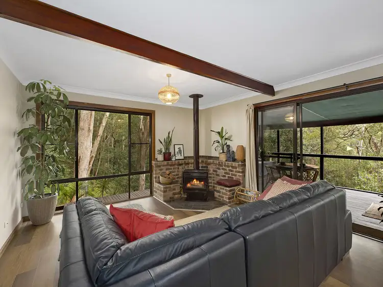 21 Derwyn Close, North Gosford NSW 2250