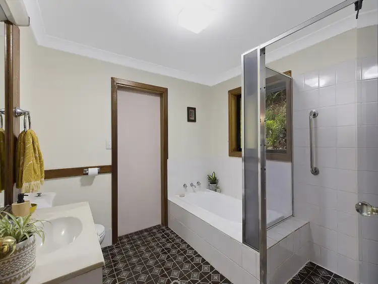 Sixth view of Homely house listing, 21 Derwyn Close, North Gosford NSW 2250
