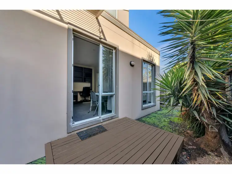 Main view of Homely apartment listing, 4/17 Park Street, Hawthorn VIC 3122