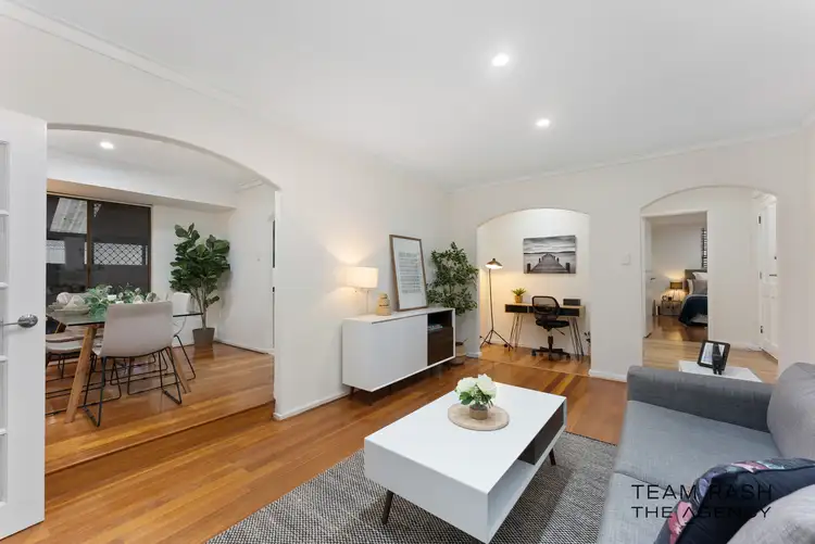 18 Dinsdale Place, Hamersley WA 6022
