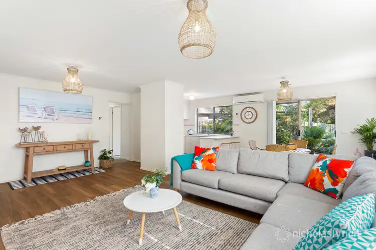 16 Bienias Crescent, Tootgarook VIC 3941