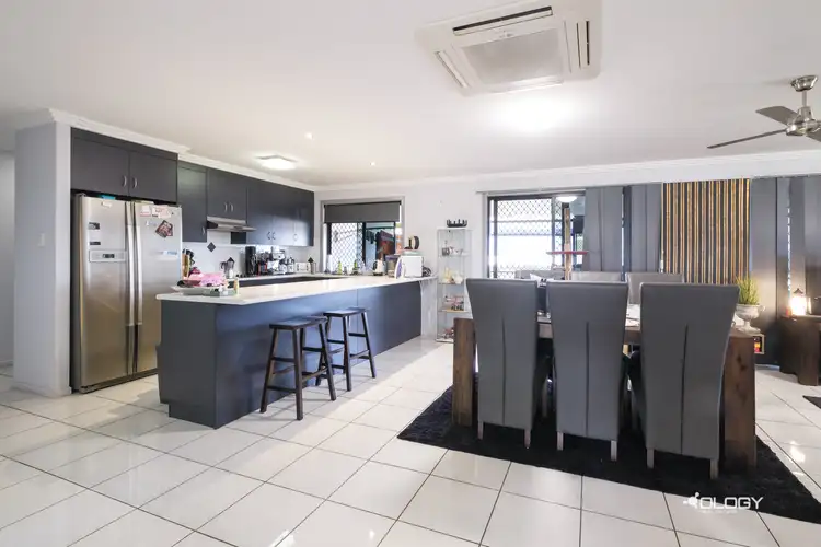 2 Zamia Court, Norman Gardens QLD 4701