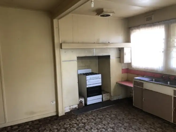 Seventh view of Homely house listing, 5 Gray Street, Lismore VIC 3324