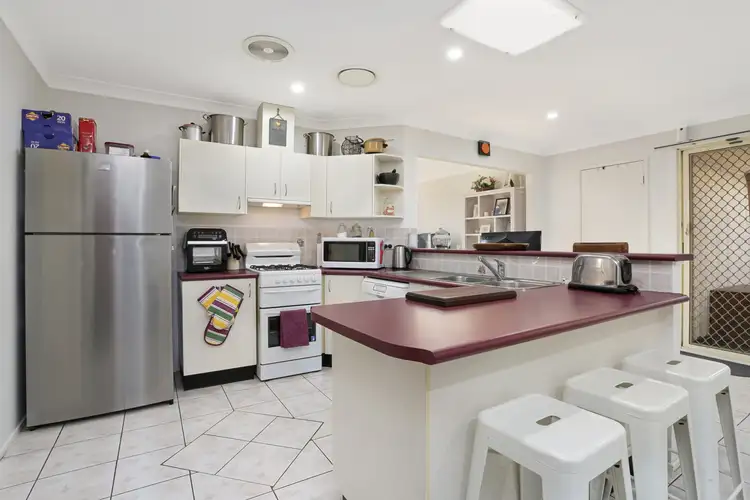 Second view of Homely house listing, 31 Francisco Crescent, Rosemeadow NSW 2560
