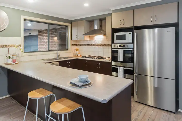 Sixth view of Homely house listing, 20 Emerald Rise, Skye VIC 3977