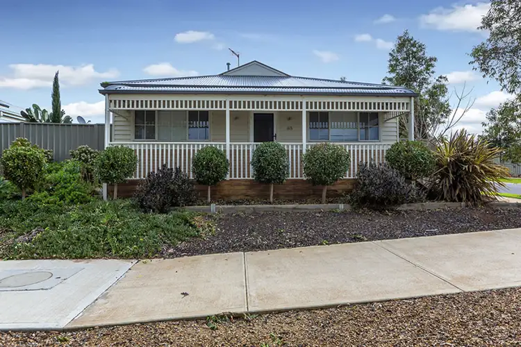 63 Stonehill Drive, Maddingley VIC 3340