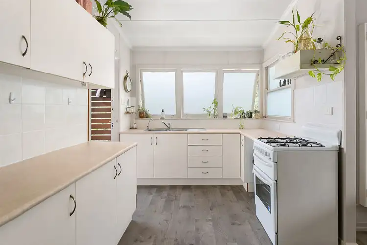 Fifth view of Homely house listing, 2 Watsonia Drive, Leichhardt QLD 4305