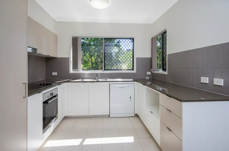 Fourth view of Homely townhouse listing, 24/2 Ringuet Close, Glen Eden QLD 4680