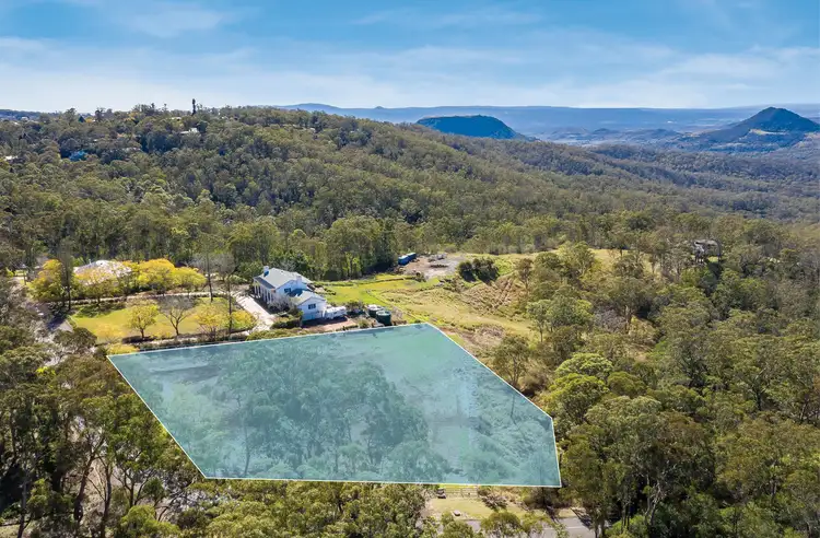 32 Flagstone Creek Road, Middle Ridge QLD 4350