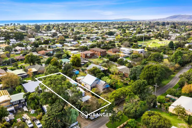 12 Eureka Street, Rye VIC 3941